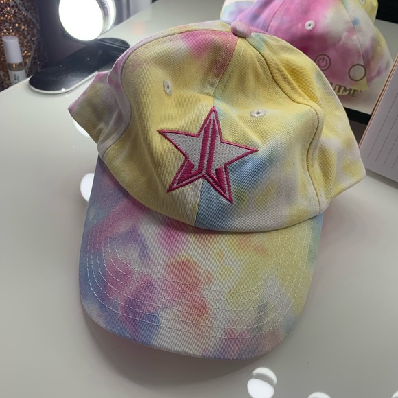 EXCLUSIVE! Jeffree Star Tye Dye Hat - Picture 1 of 1